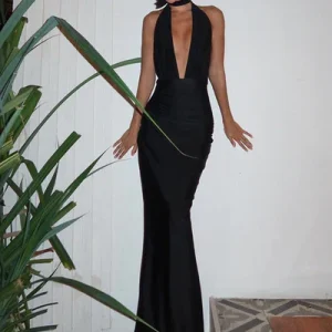 Adira - Elegante maxi abito da sera senza schienale