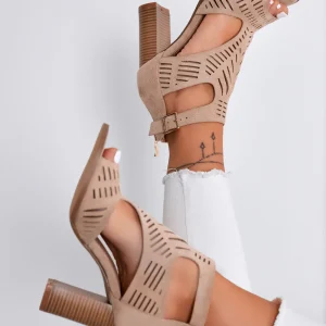 MILLER - Sandali marroni perforati con tacco largo effetto legno