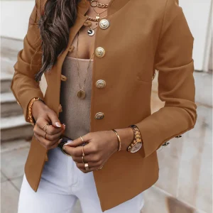 Ineska - Blazer elegante con bottoni grandi