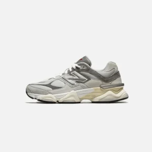 New Balance 9060 – Sneakers Retrò con Suola Spessa